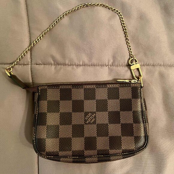 Louis Vuitton Min Pochette Damier Ebene - Picture 2 of 8